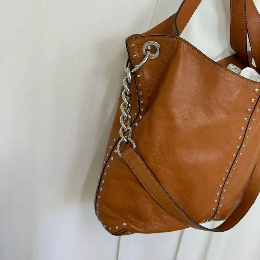Michael Kors chic brown closure